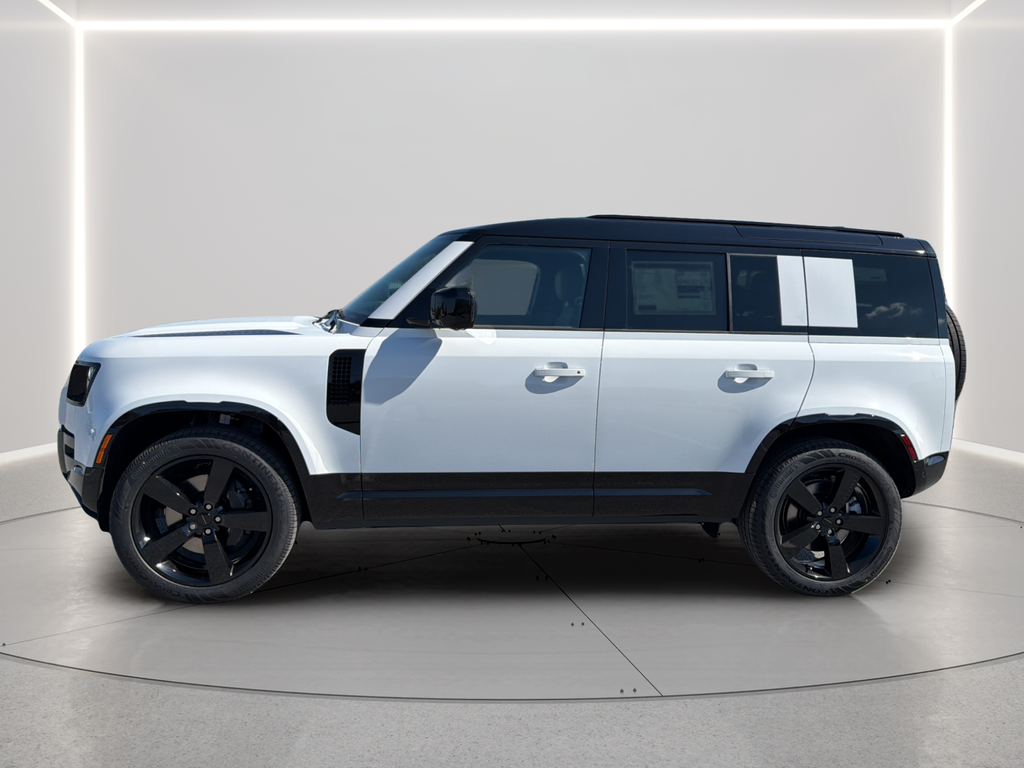 New 2026 Fuji White Land Rover X-Dynamic SE image 13