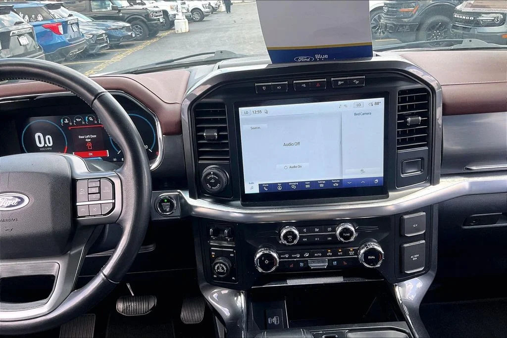 Used 2022 Gray Ford Lariat image 5