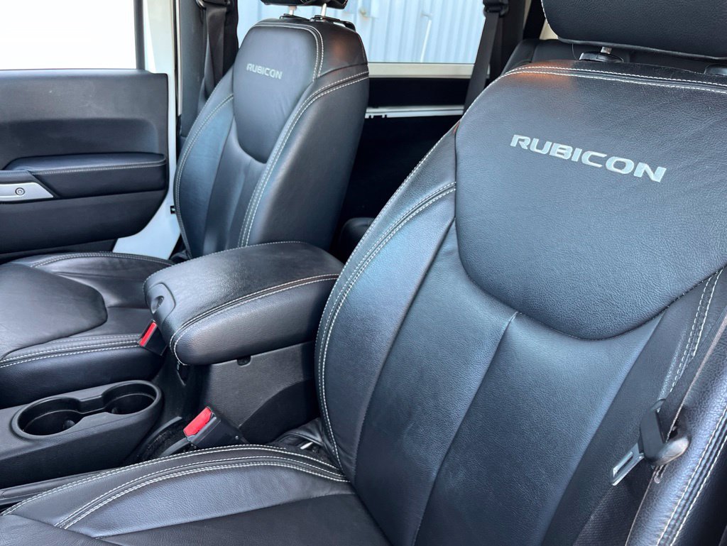 Used 2017 Bright White Clearcoat Jeep Rubicon image 3