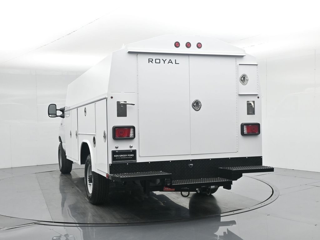 New 2026 Oxford White Ford Base image 62