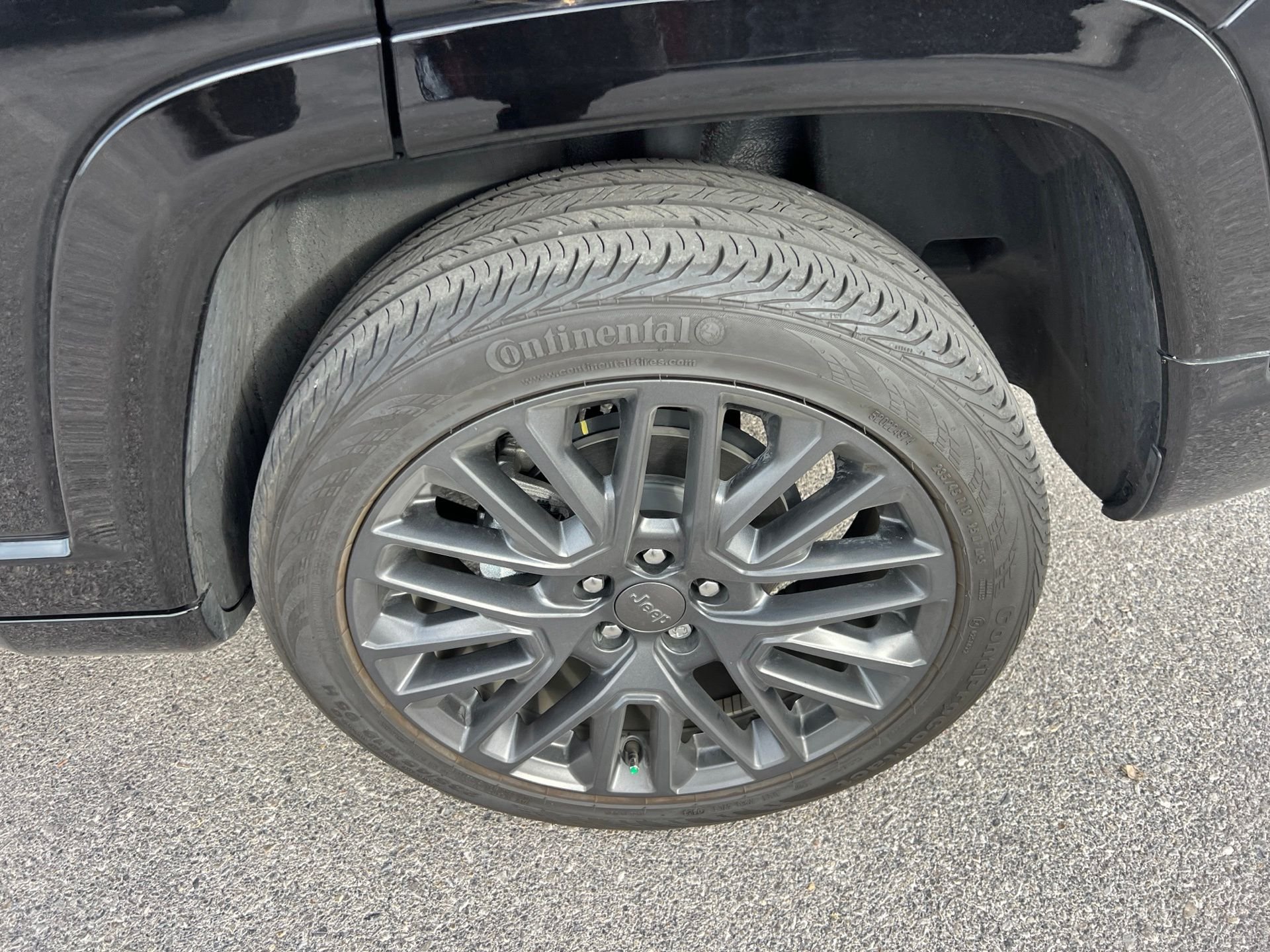 Used 2023 Black Jeep Limited image 11