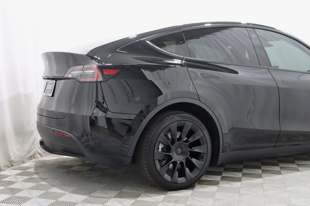 Used 2022 Black Tesla Long Range image 10