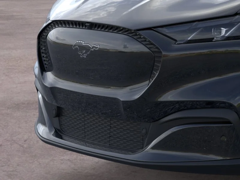 New 2026 Shadow Black Ford Select image 17