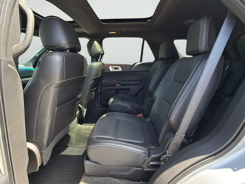 Used 2014 Silver Ford Sport image 15