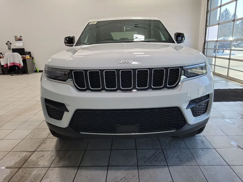New 2026 Bright White Clearcoat Jeep Laredo X image 3
