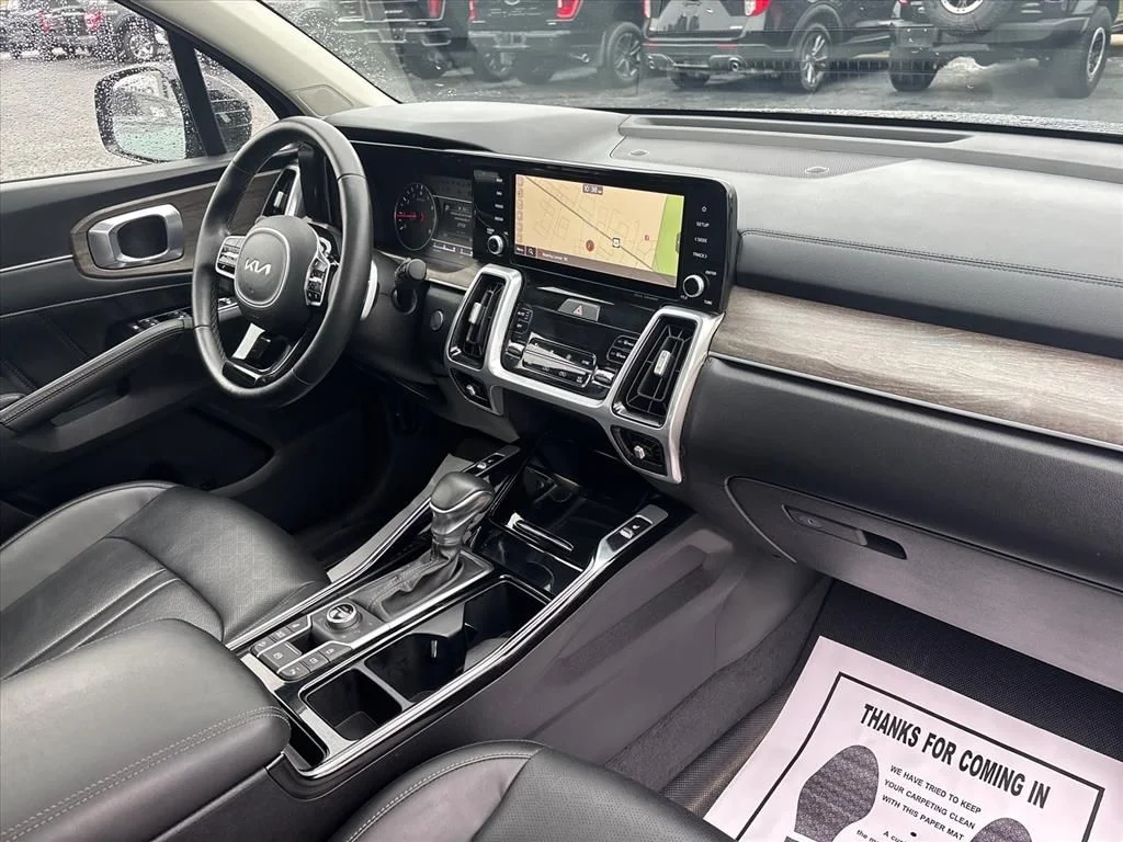 Used 2022 Black Kia X-Line EX image 12