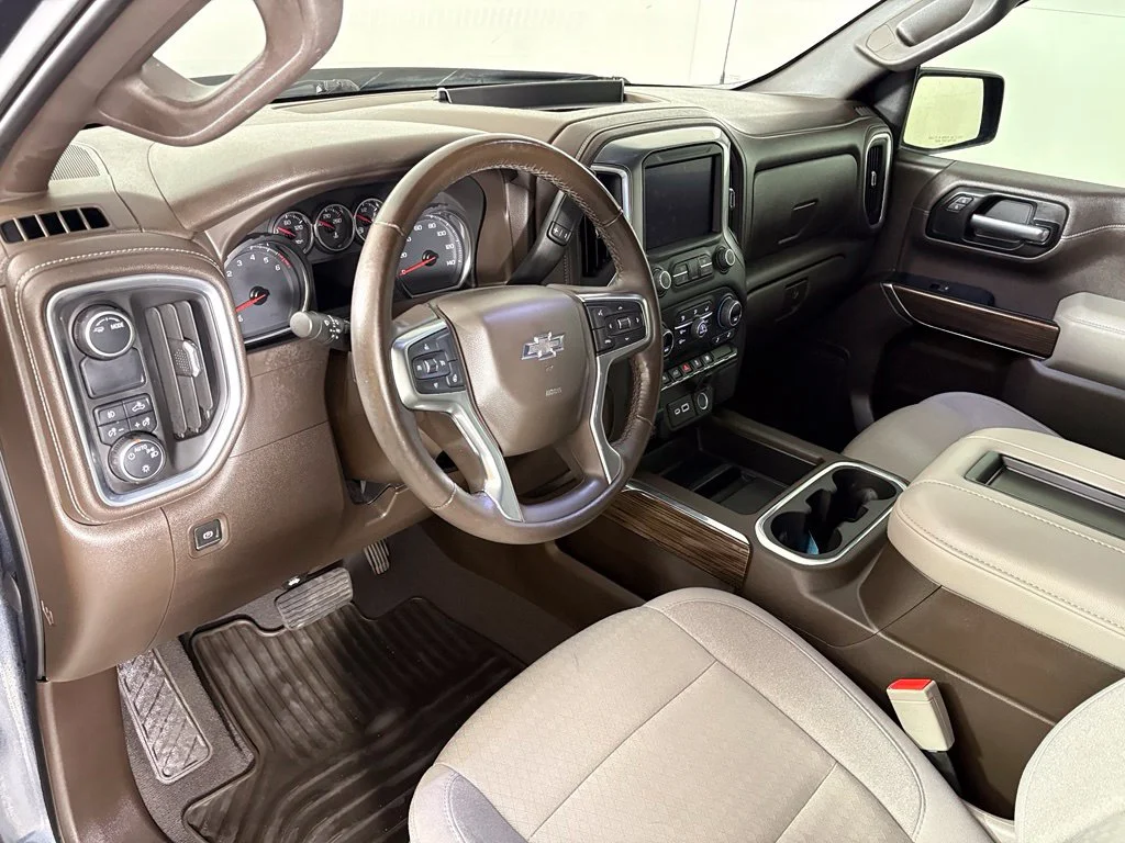 Used 2021 Gray Chevrolet RST image 20
