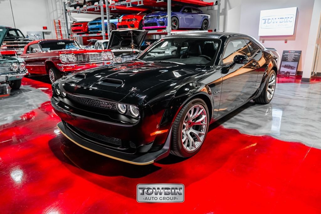 2023 Dodge Challenger SRT