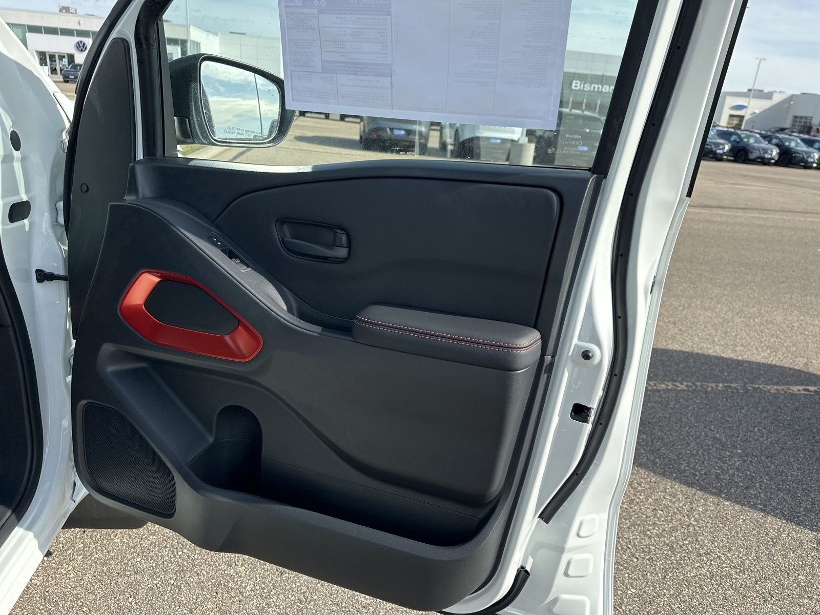 New 2026 White Nissan PRO-4X image 37