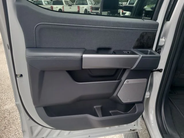 New 2026 Avalanche Ford Lariat image 12