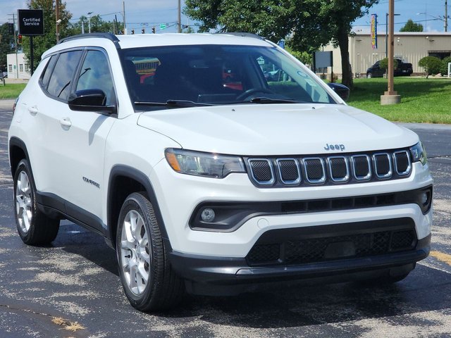 2022 Jeep Compass Latitude Lux