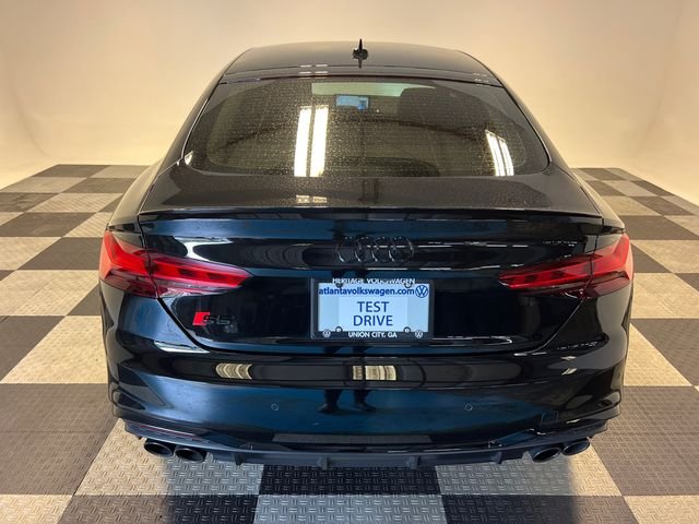 Used 2024 Black Audi Premium Plus image 4