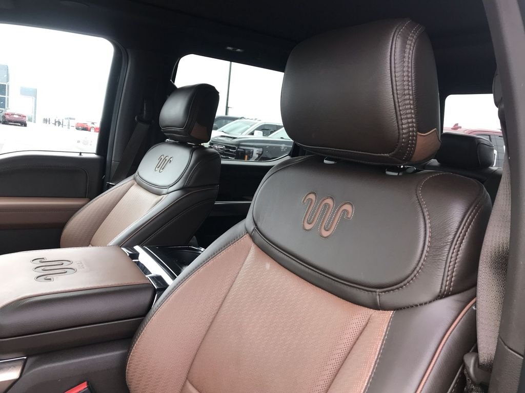 Used 2025 Blue Ford King Ranch image 13
