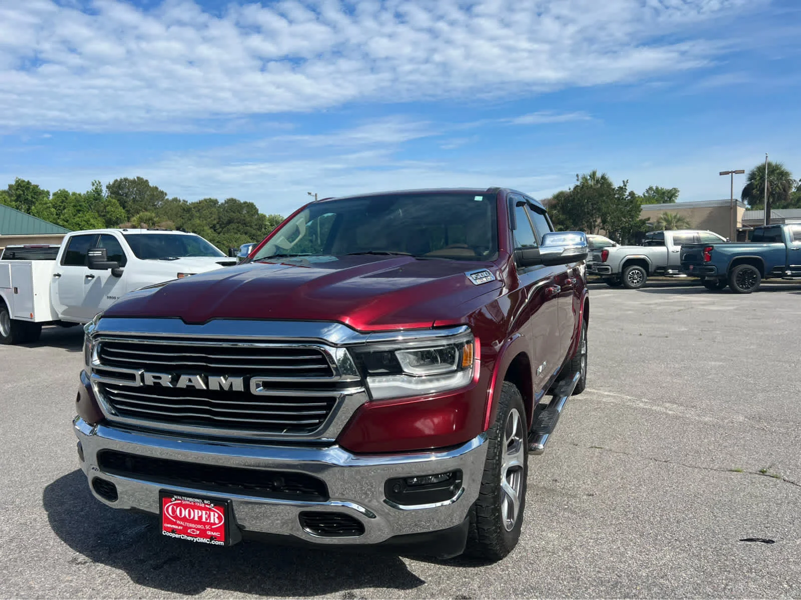 2020 RAM 1500 Laramie 4x4 Crew Cab 5'7's photo
