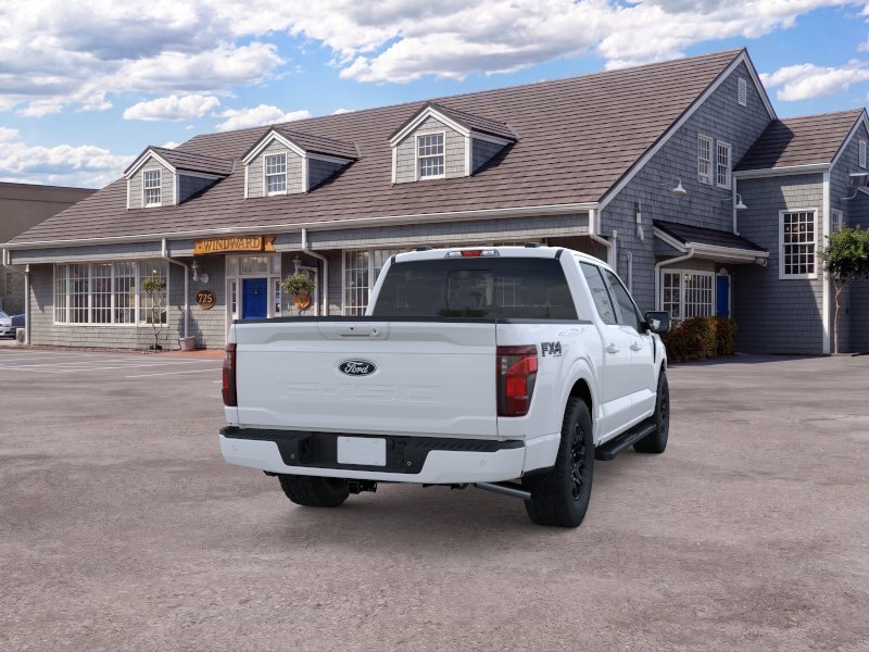 New 2026 Oxford White Ford XLT image 8