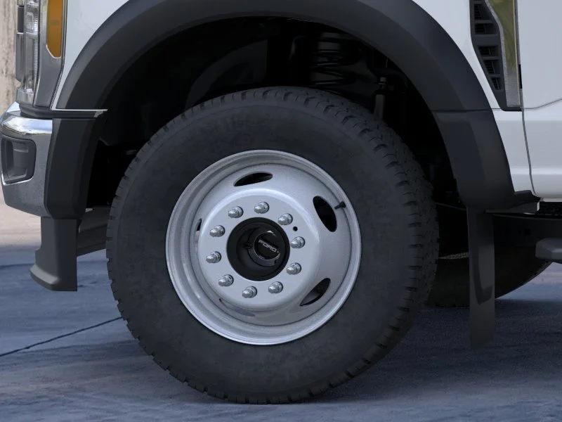 New 2026 Oxford White Ford F-550® XL image 43
