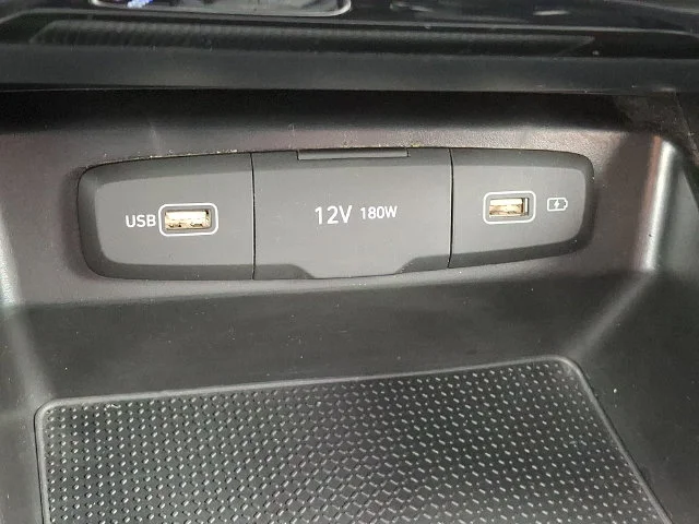Used 2022 Gray Hyundai SEL image 24