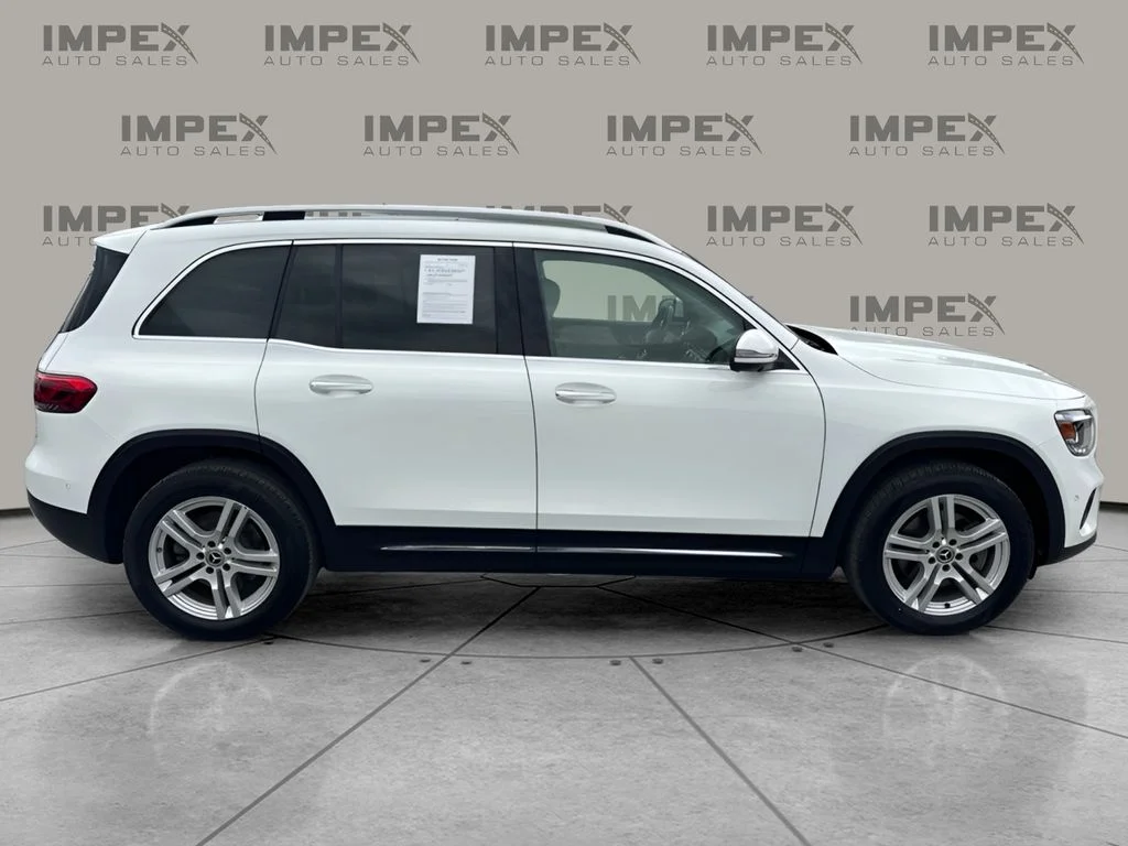 Used 2022 White Mercedes-Benz GLB 250 image 6