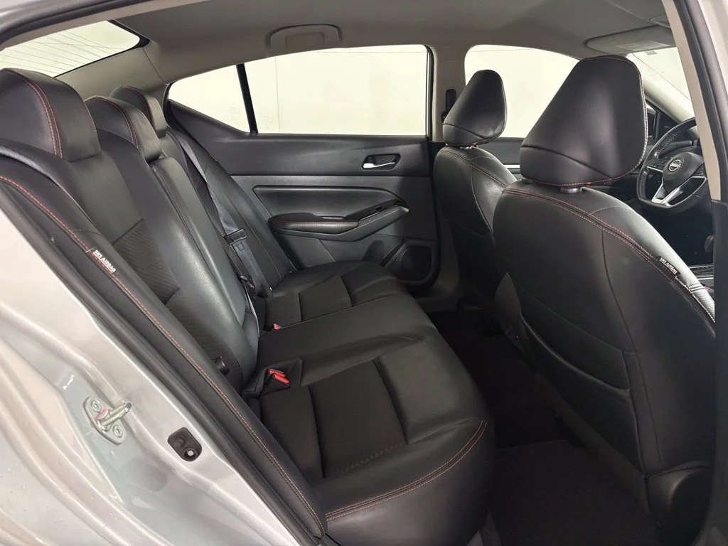 Used 2024 Silver Nissan 2.5 SR image 36
