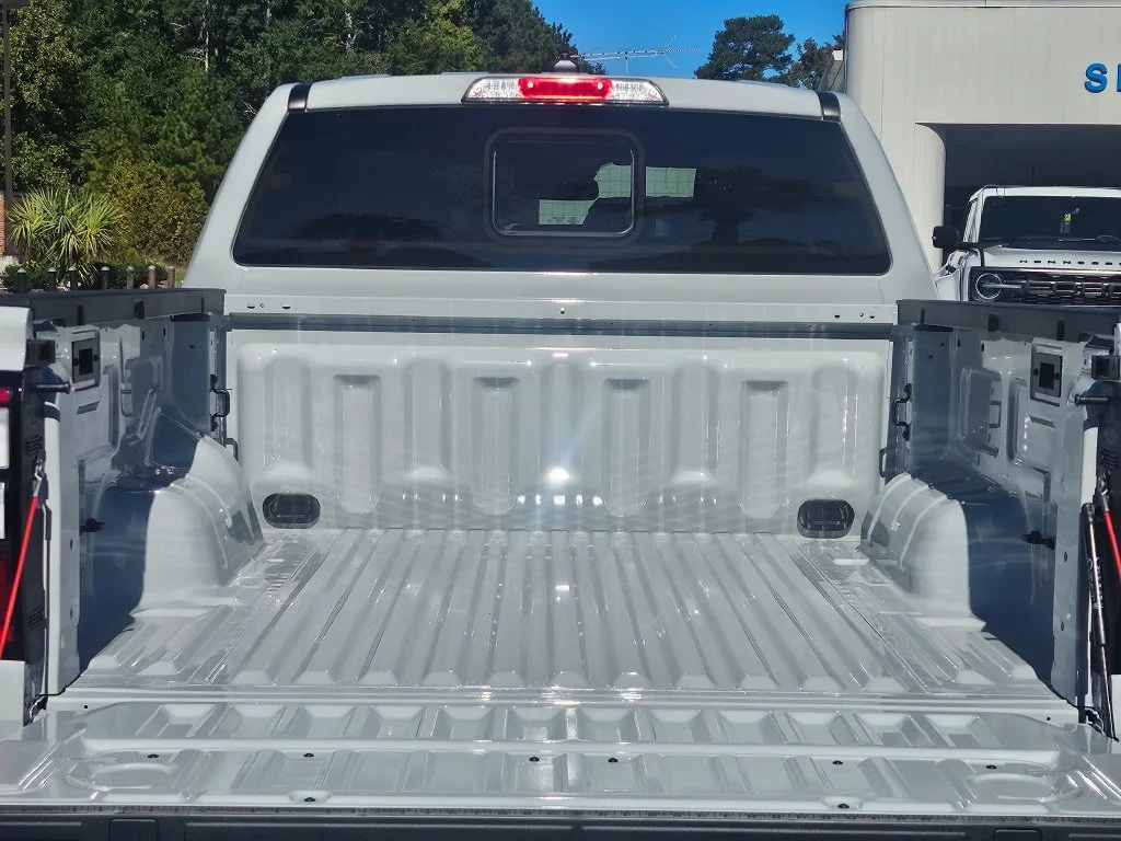 New 2026 White Ford Raptor image 13