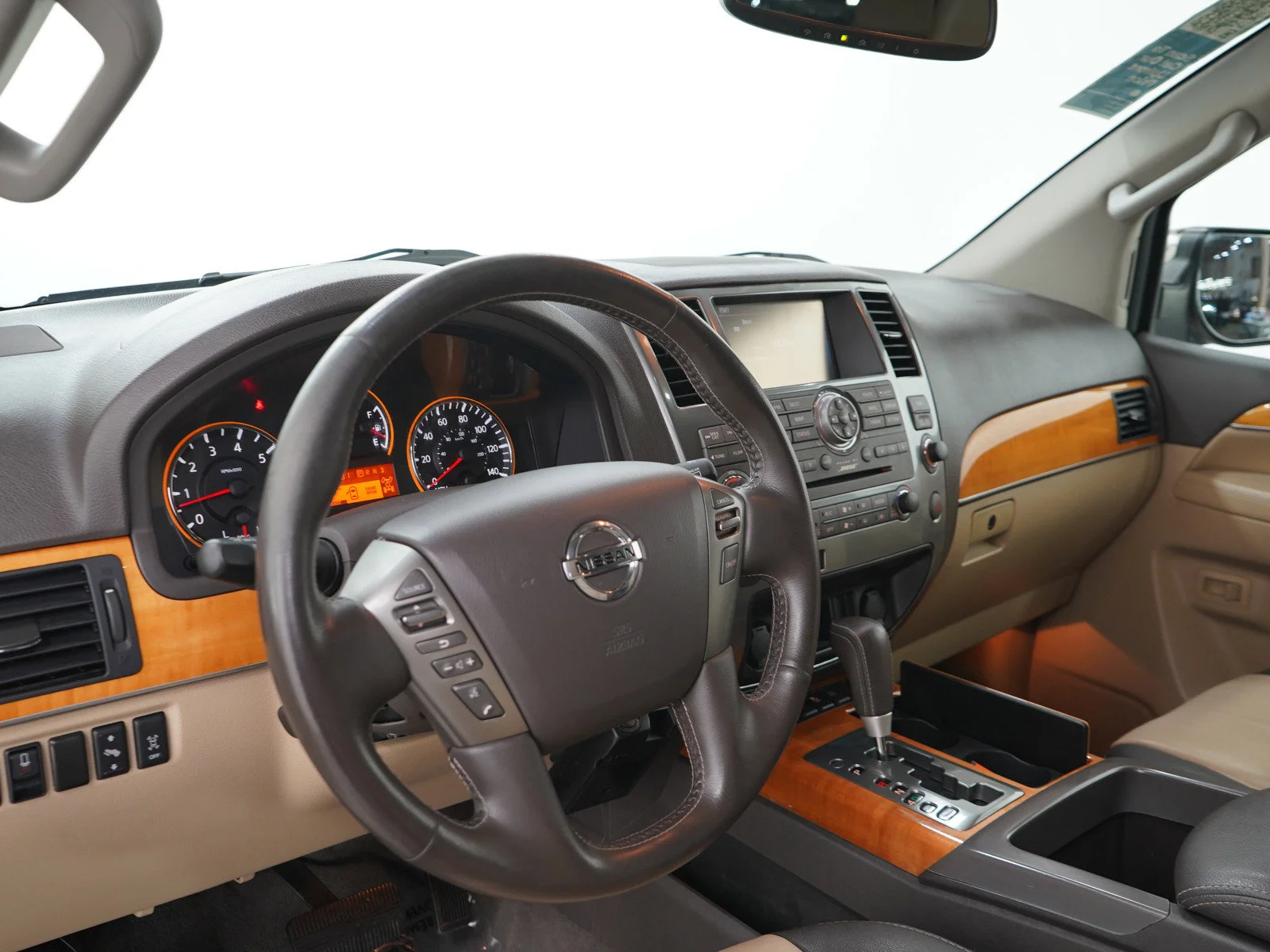 Used 2014 Pearl White Nissan Platinum image 30