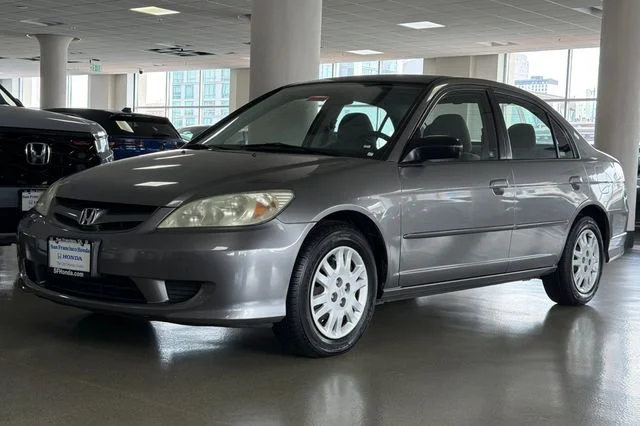 Used 2005 Magnesium Metallic Honda LX image 12