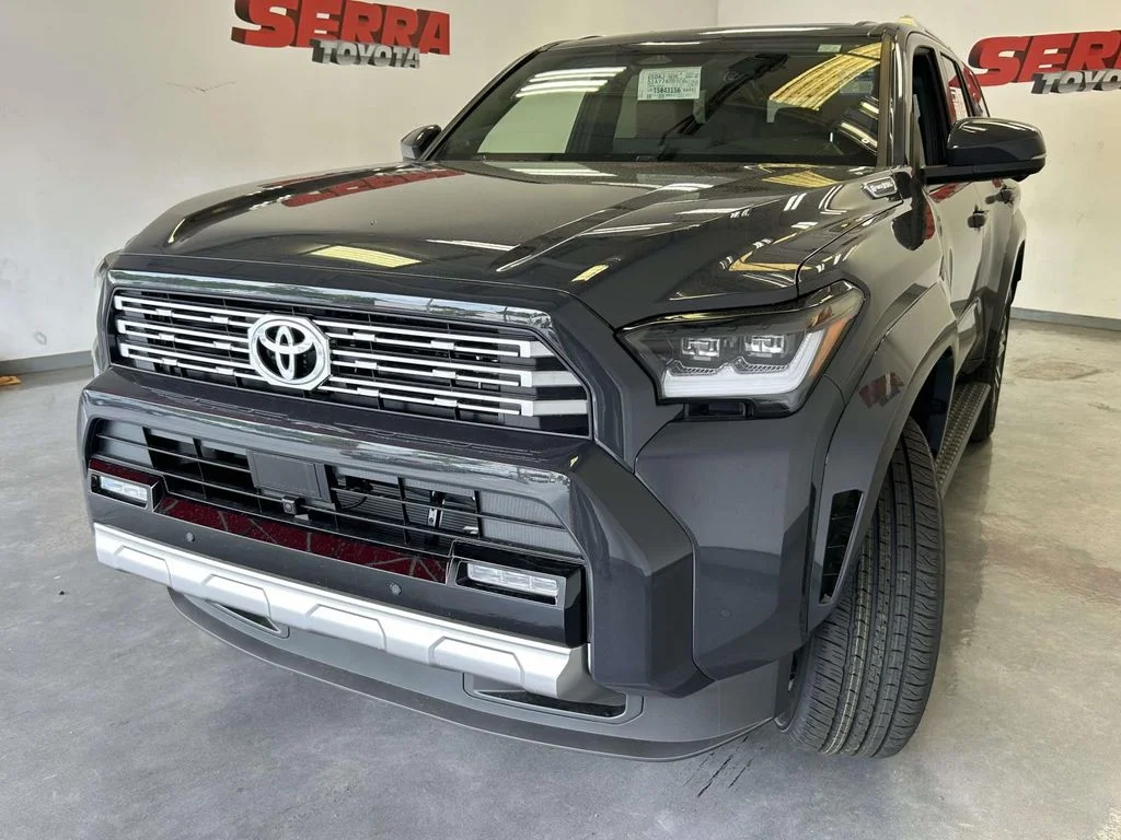 Certified Used 2026  Toyota Limited image 7