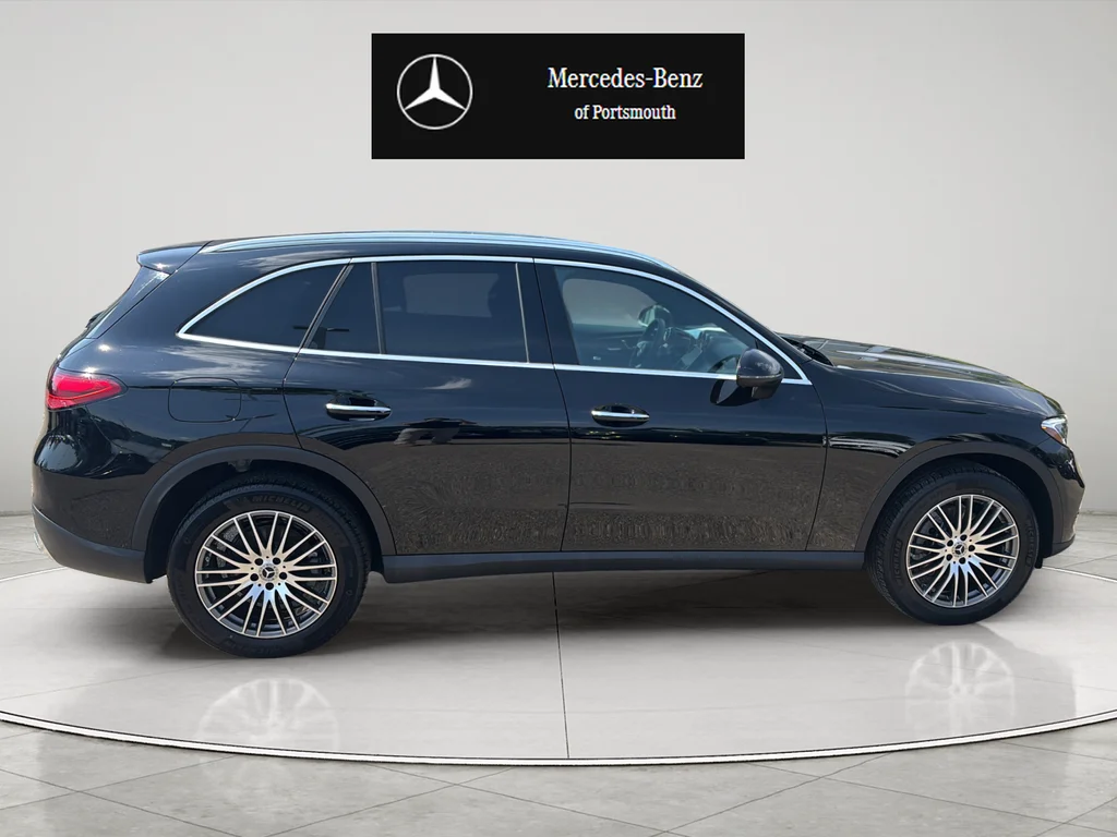 Certified Used 2026 Black Mercedes-Benz GLC 300 image 6