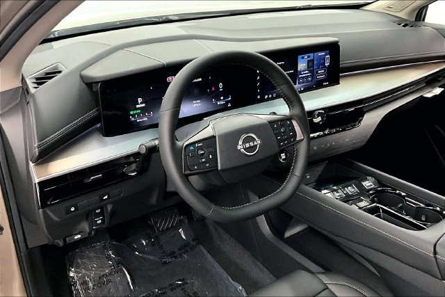 New 2027 Champagne Silver Nissan Platinum image 7