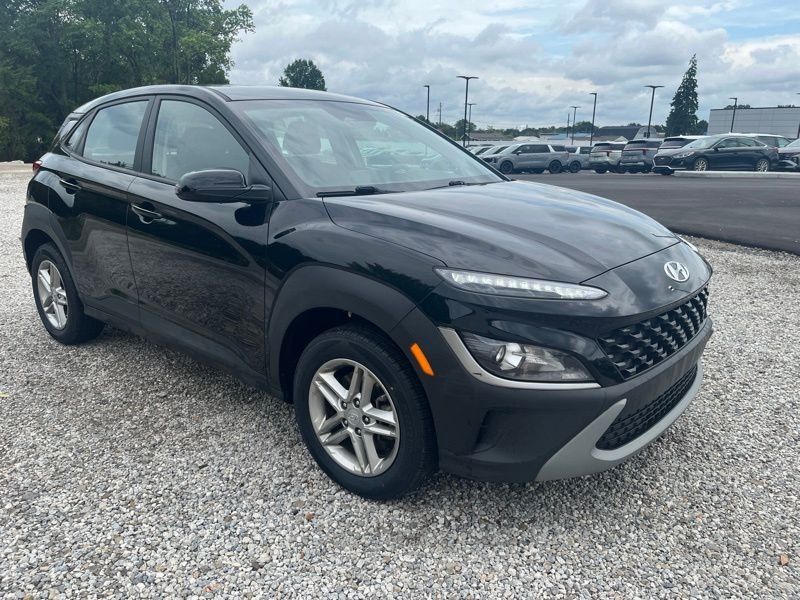 Certified Used 2023 Black Hyundai SE image 3