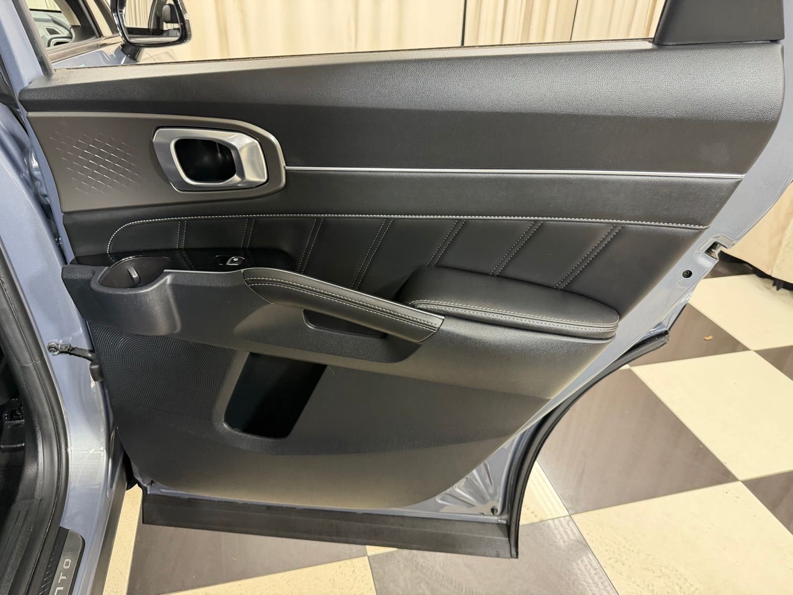 Used 2023 Silver Kia SX image 25