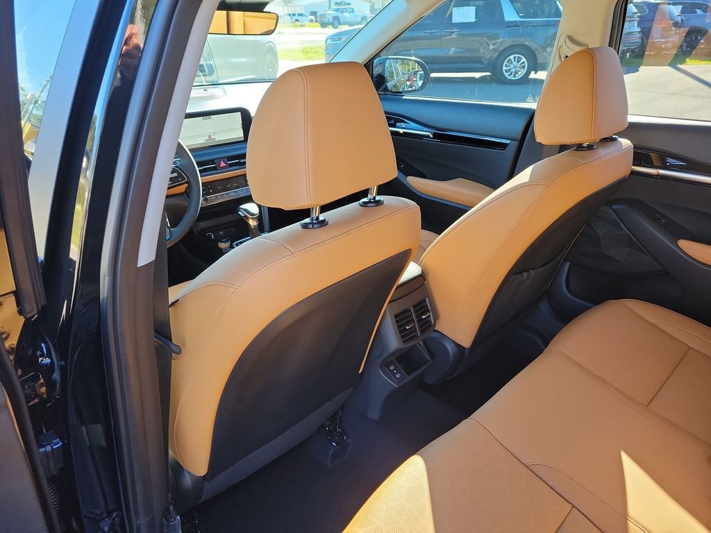 New 2026 Black Kia EX image 17