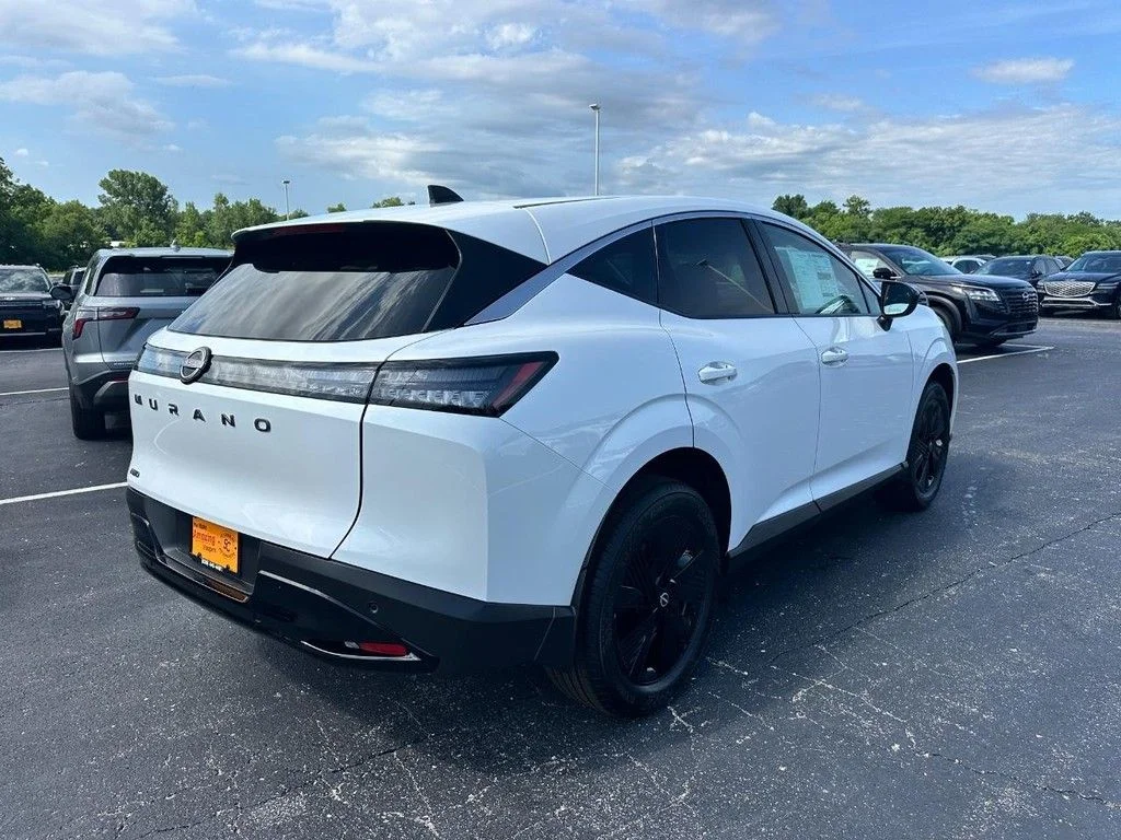 New 2026 Everest White Pearl TriCoat Nissan SV image 3