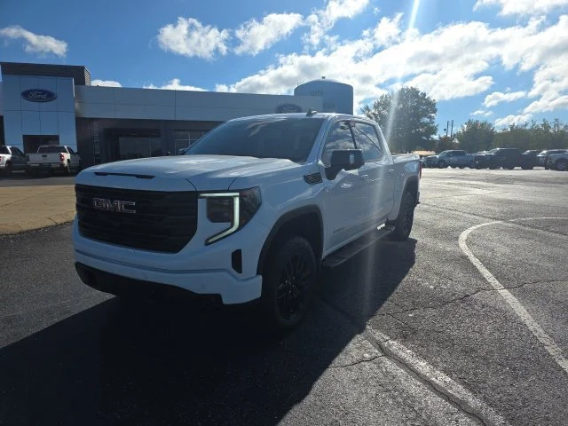 Used 2026 White GMC Elevation image 7