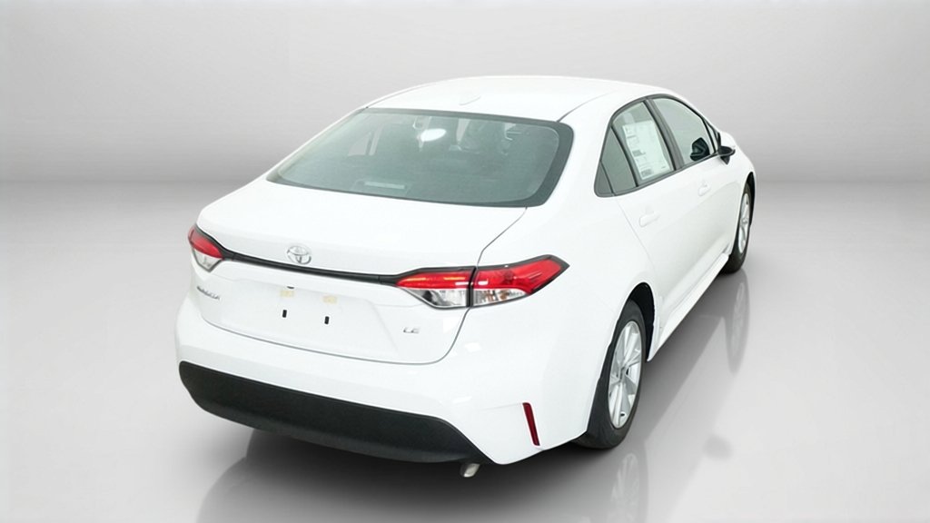 New 2027 Ice Cap Toyota LE image 41