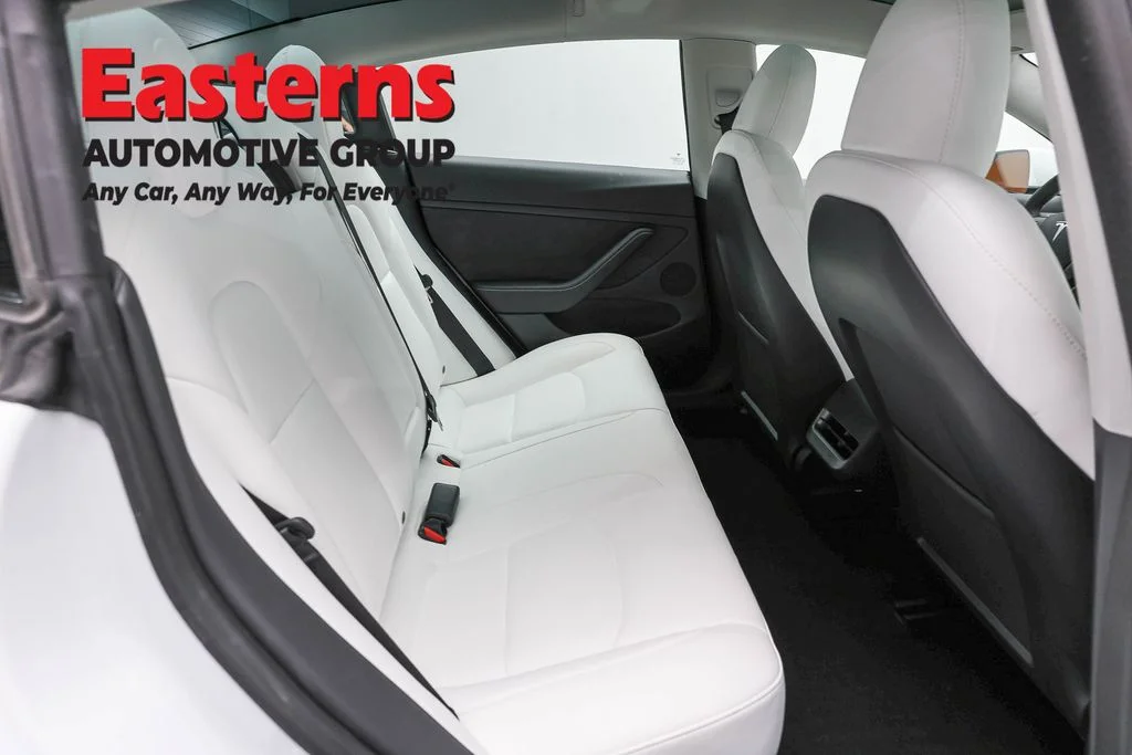 Used 2023 White Tesla Base image 17