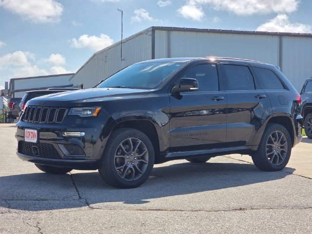 Certified Used 2021 Diamond Black Crystal Pearlcoat Jeep High Altitude image 3
