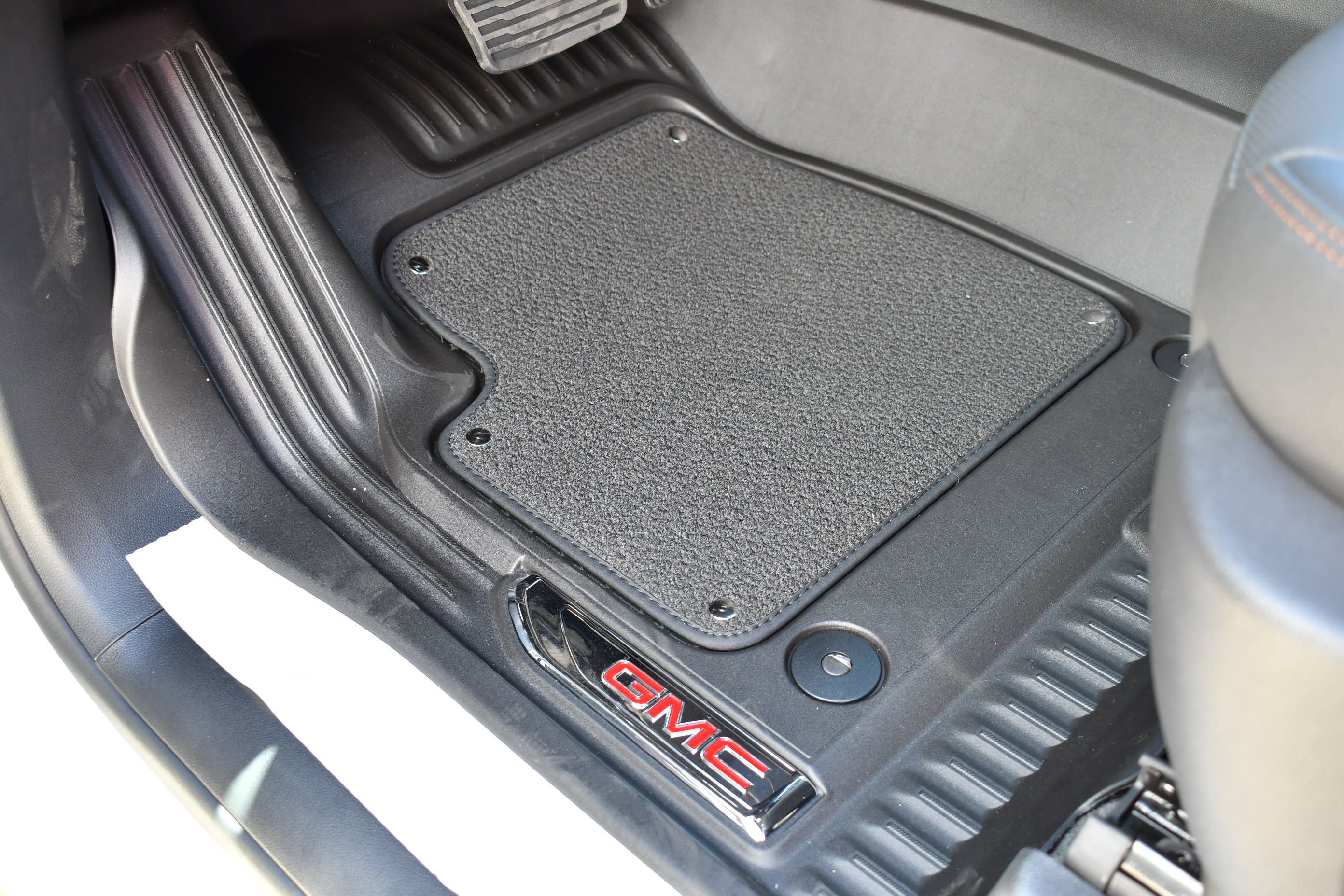 2026 GMC Sierra 2500HD AT4 - Photo 29