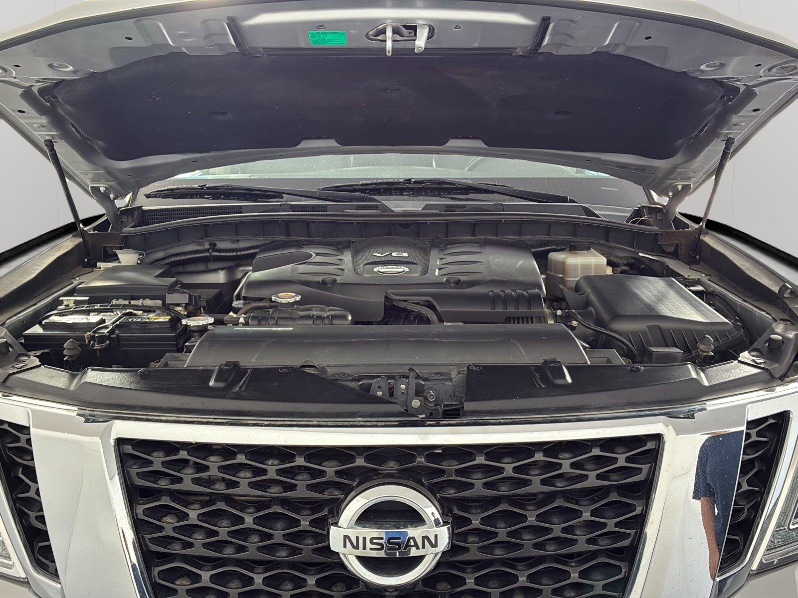 Used 2019 Brilliant Silver Metallic Nissan SL image 22