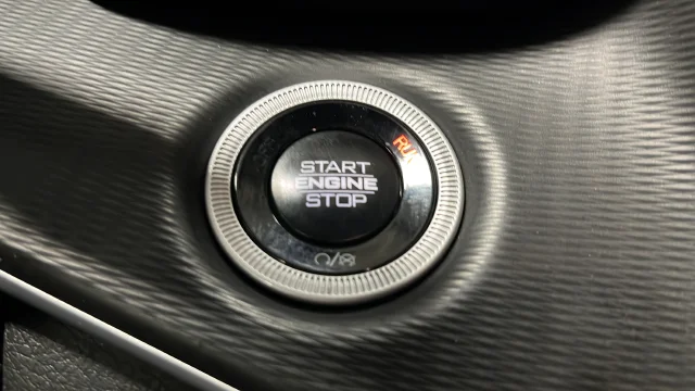 Used 2024 Gray Metallic Jeep Altitude image 22