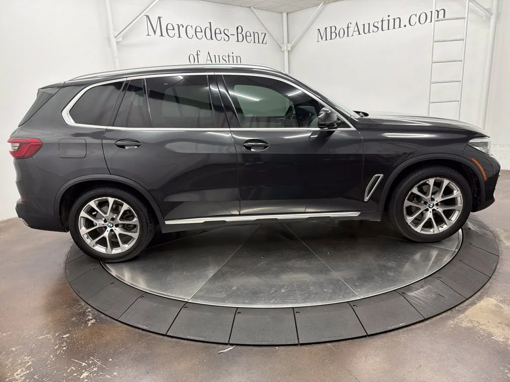 Used 2020 Gray BMW sDrive40i image 8