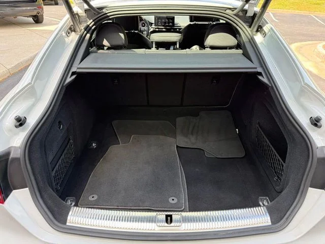 Used 2025 White Audi  image 34