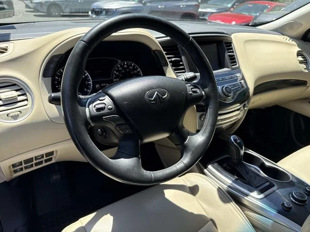 Used 2019 Black INFINITI LUXE image 2