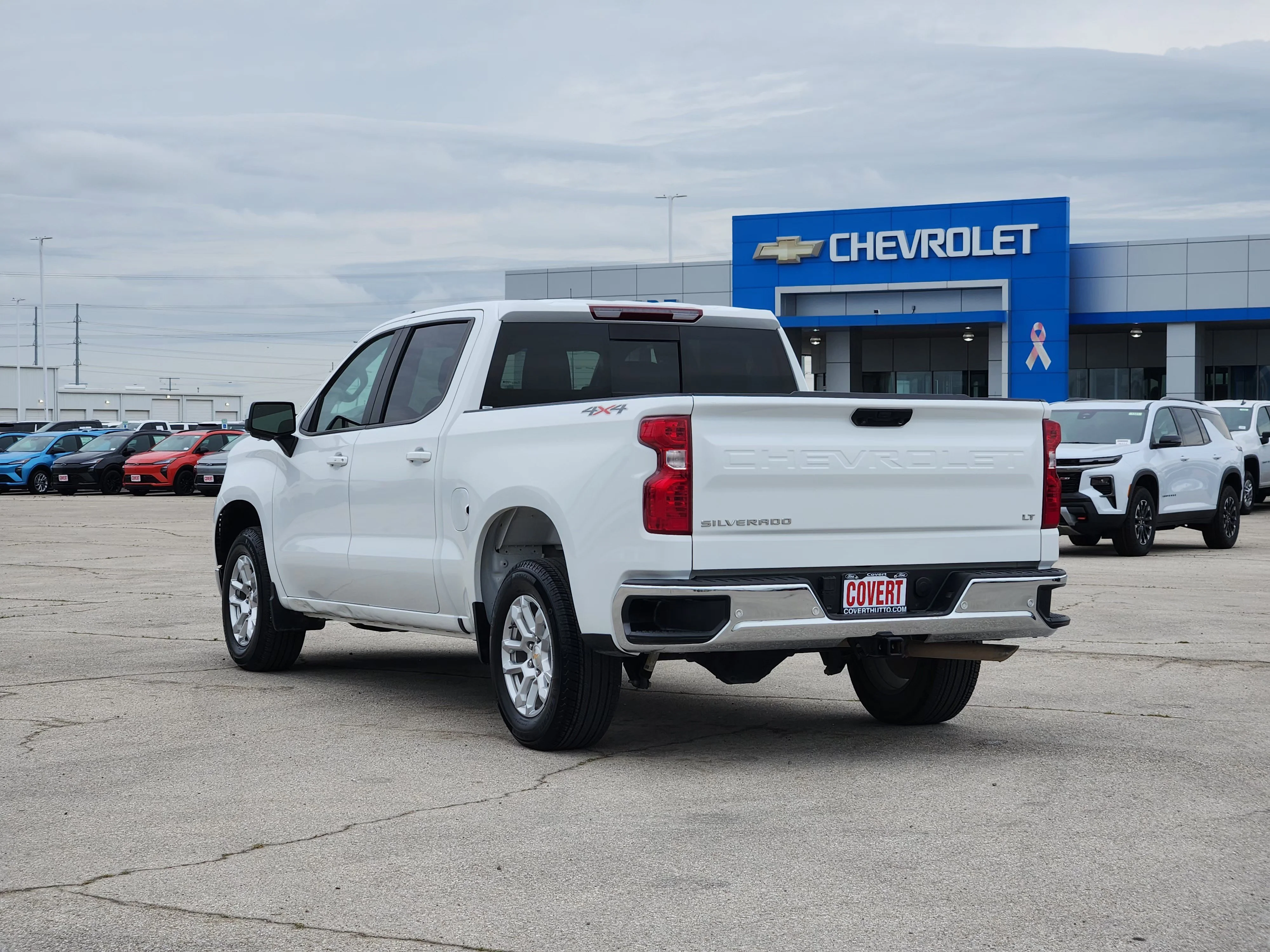 Used 2025 Summit White Chevrolet LT LT1 image 5