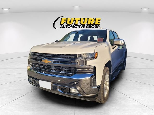 Used 2021 White Chevrolet LTZ image 3