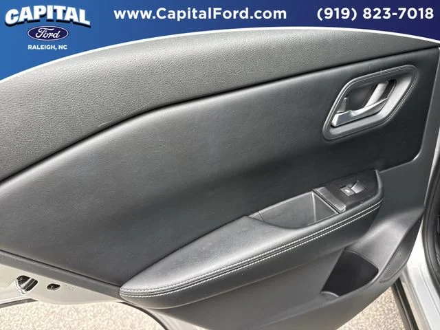 Used 2025 Silver Nissan SV image 17