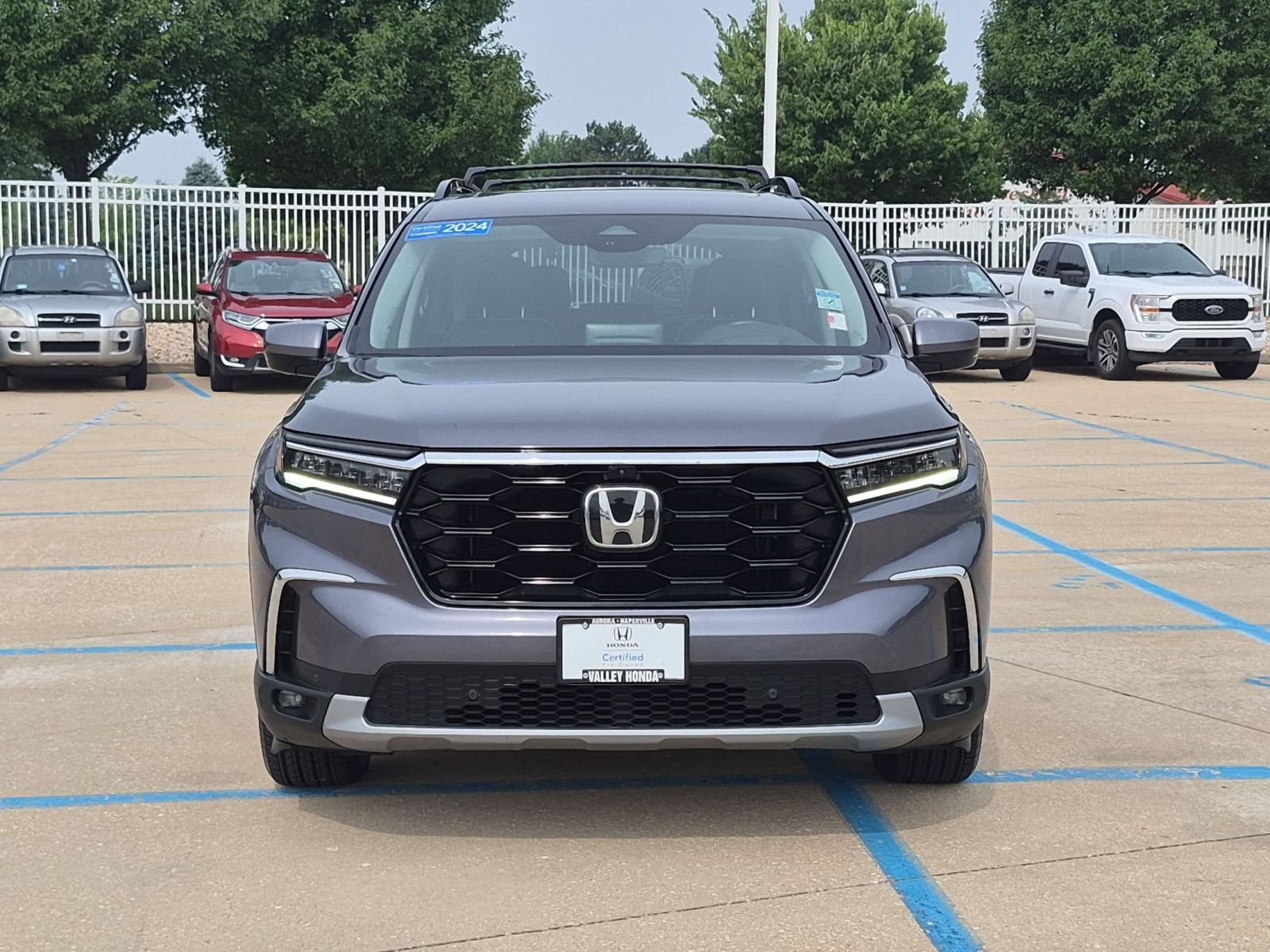 Certified Used 2024 Gray Honda Elite image 3