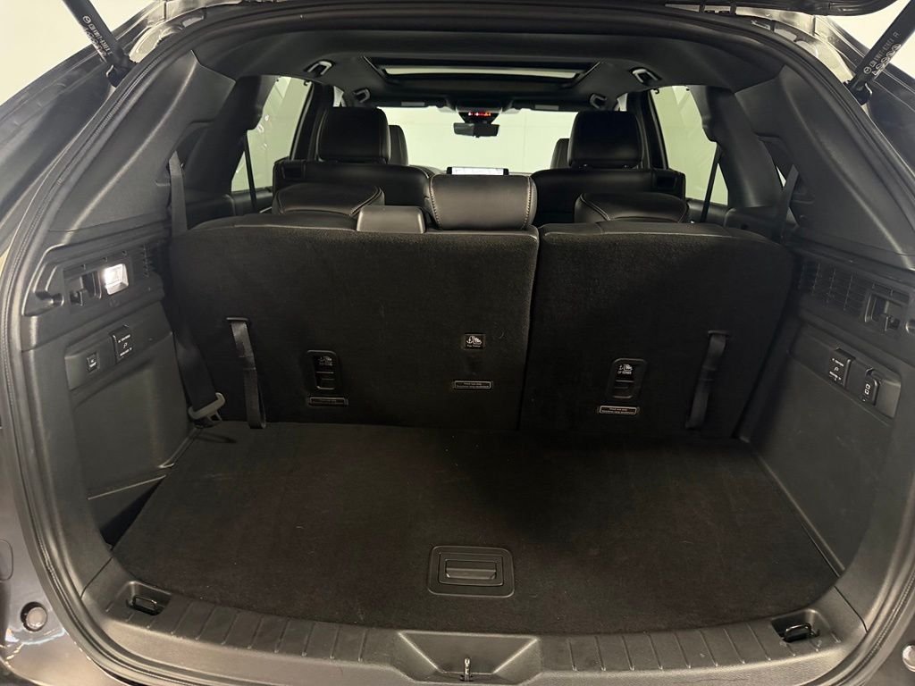 Used 2025 Gray Mazda Premium Plus image 31