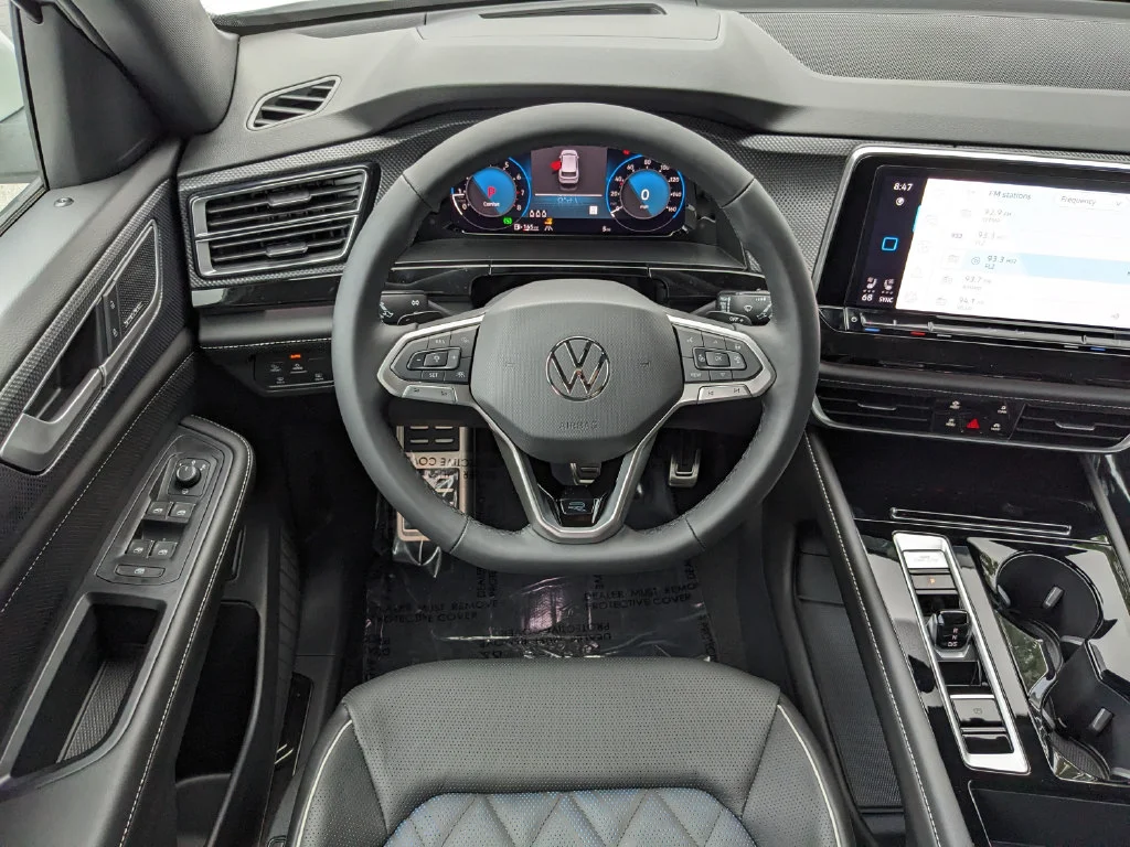 2026 Volkswagen Atlas Cross Sport SEL Premium R-LINE - Photo 17