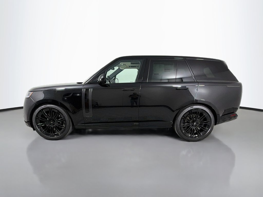 New 2027 Santorini Black Land Rover SE image 8